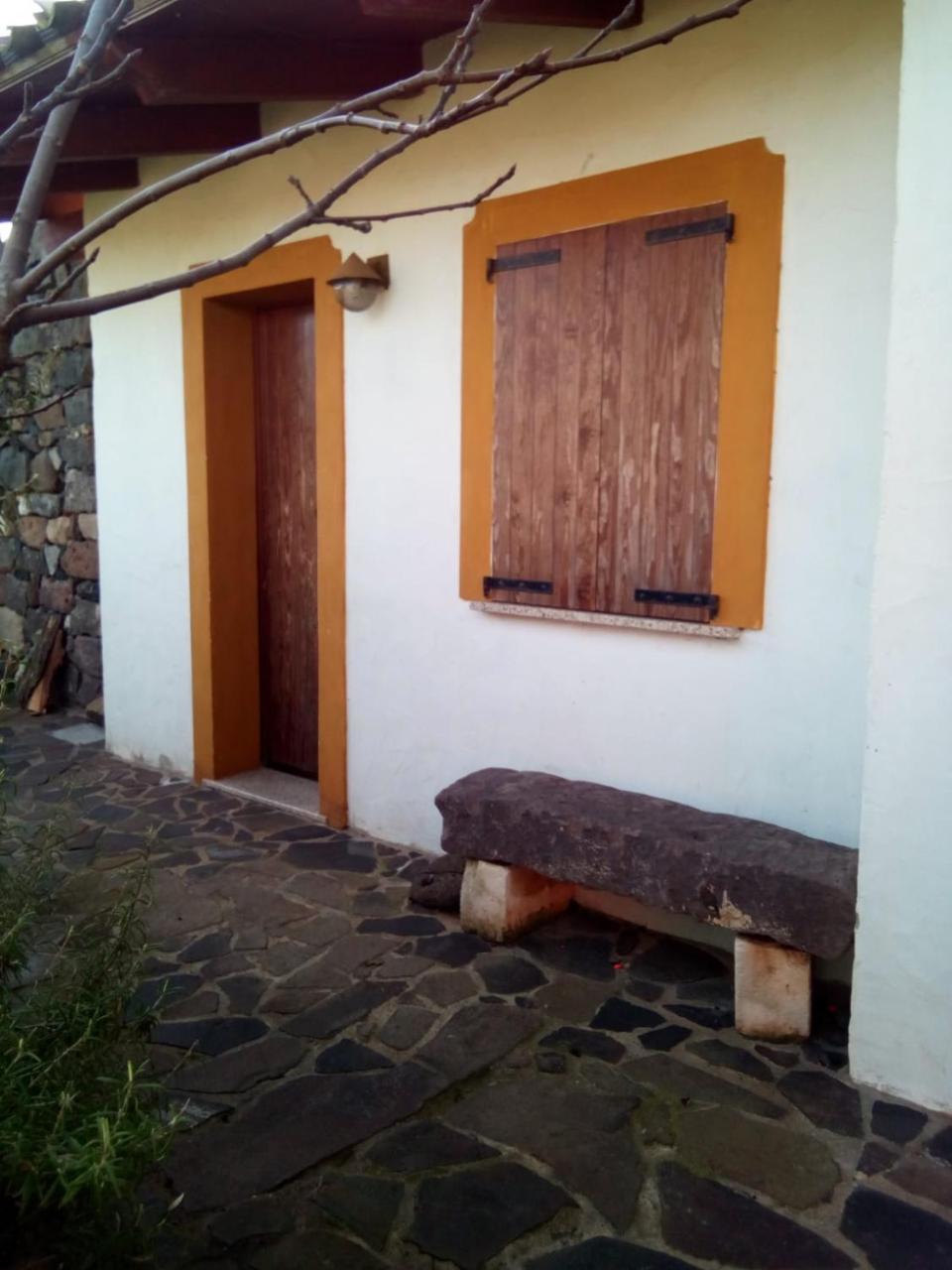 Agriturismo Su Nuratolu Villa Sagama Exteriör bild